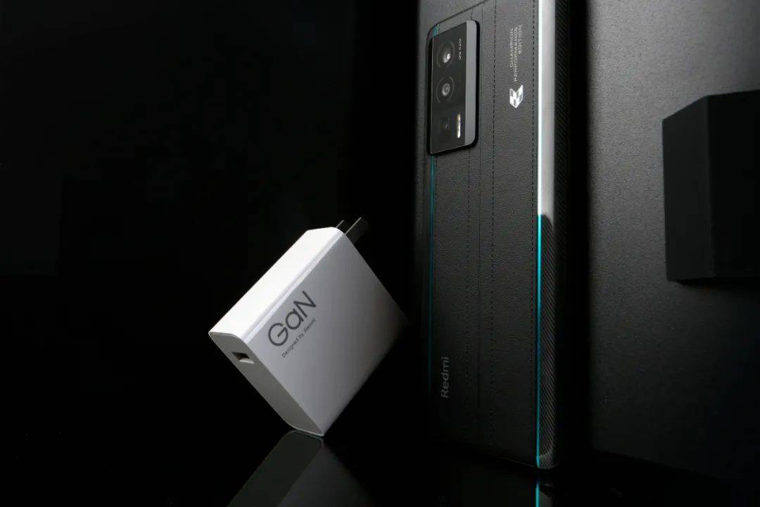 苹果8黑色开箱体验版:Redmi K60冠军版图赏：速度与力量的完美结合-第10张图片-太平洋在线下载
