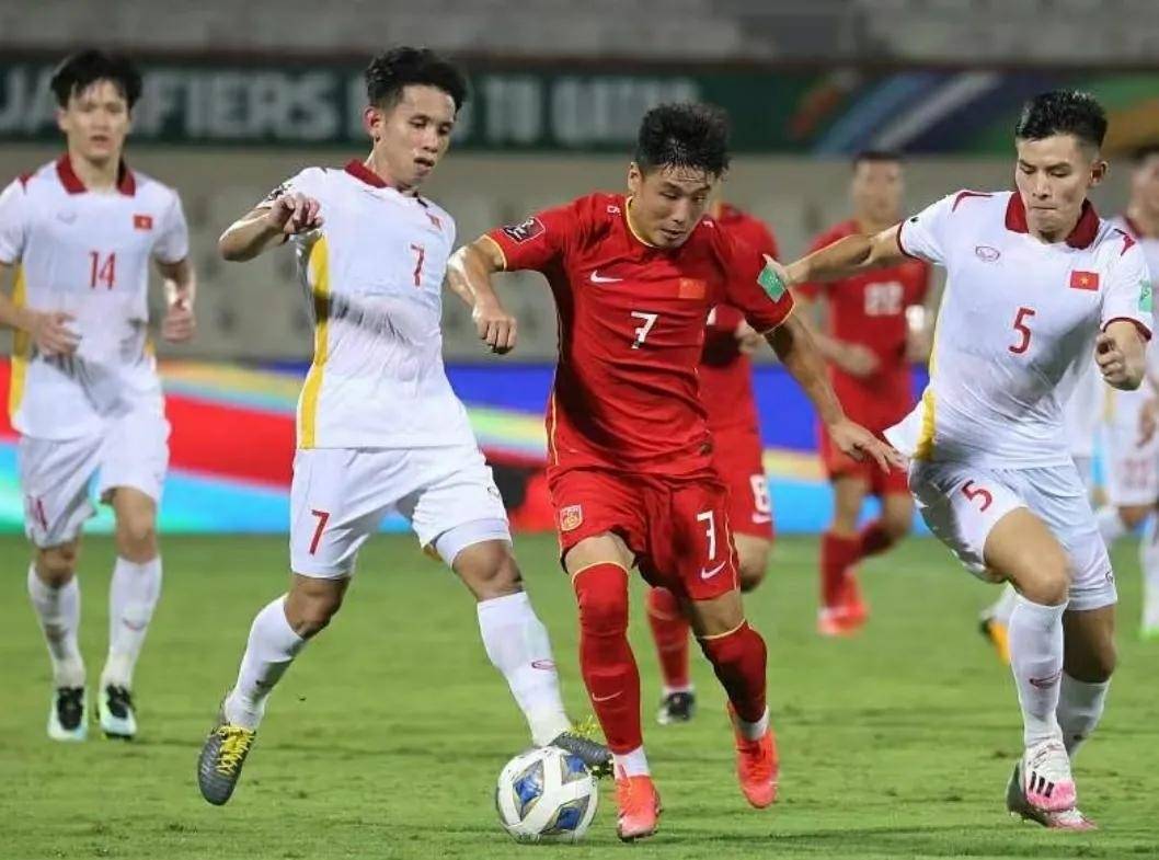 国足世预赛展望：打泰国、新加坡12分稳拿，不敌韩国也能进18强赛-第4张图片-太平洋在线下载